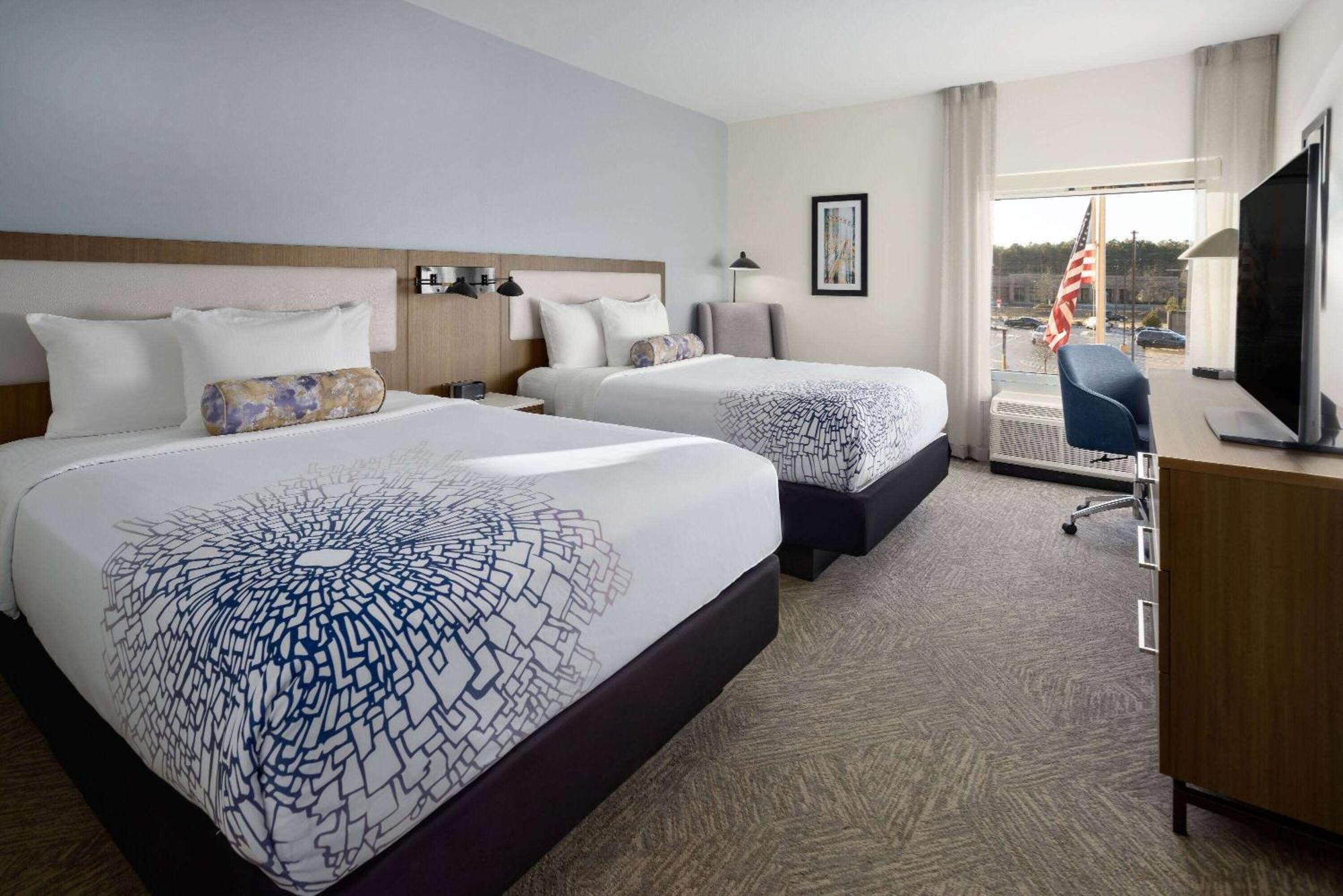 Hotel La Quinta & By Wyndham 2*