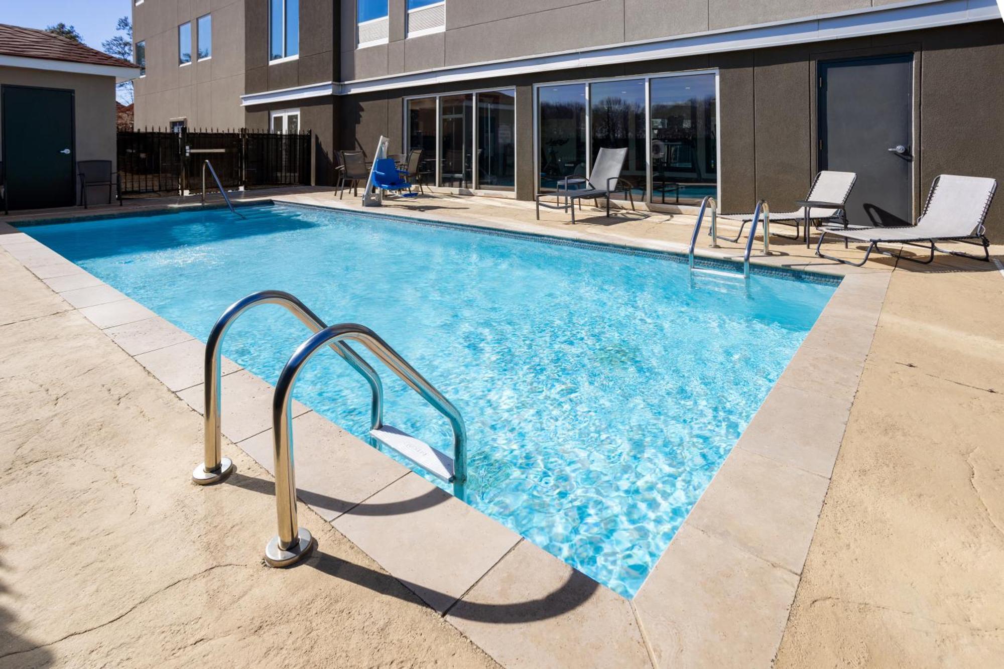 La Quinta & By Wyndham 2*